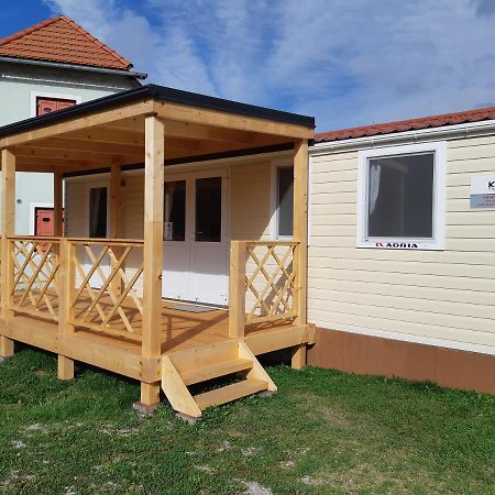 Mobile Homes And Apartment - Terme Catez Catez ob Savi Buitenkant foto