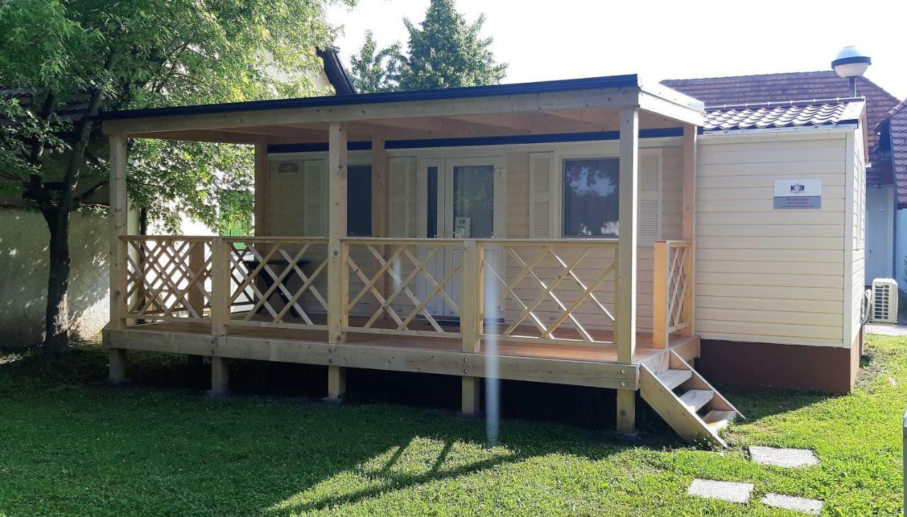 Mobile Homes And Apartment - Terme Catez Catez ob Savi Buitenkant foto