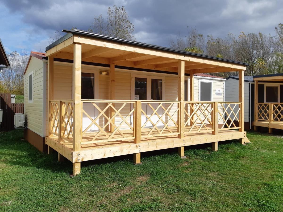 Mobile Homes And Apartment - Terme Catez Catez ob Savi Buitenkant foto