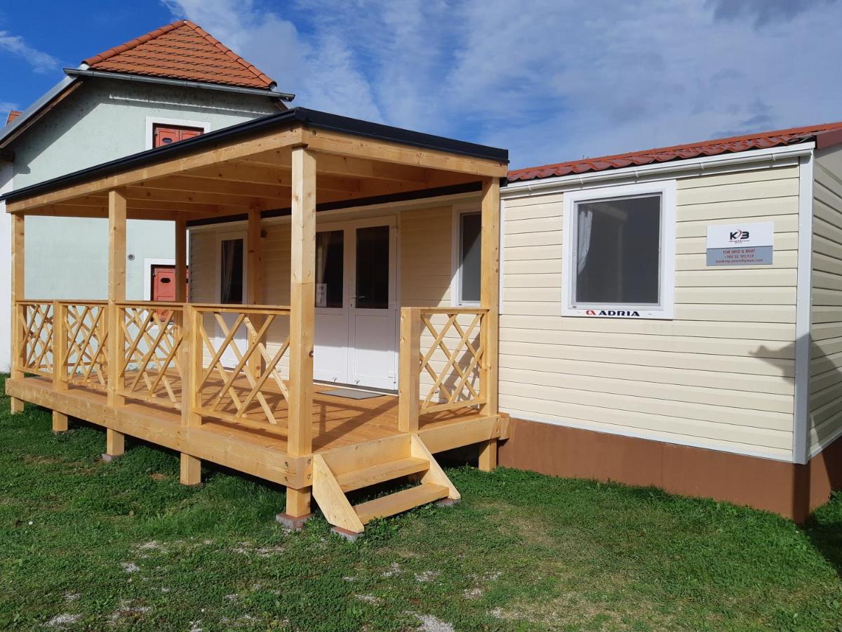 Mobile Homes And Apartment - Terme Catez Catez ob Savi Buitenkant foto